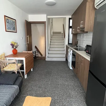 Daire Unique 2 Storey Centre