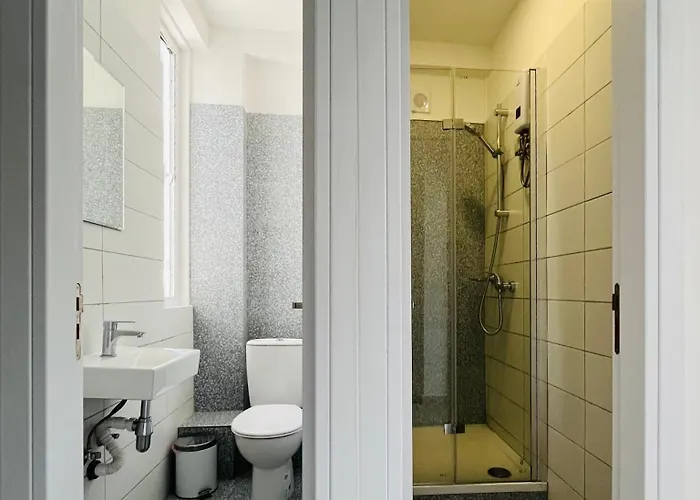 Апартаменты Unique 2 Storey Centre *